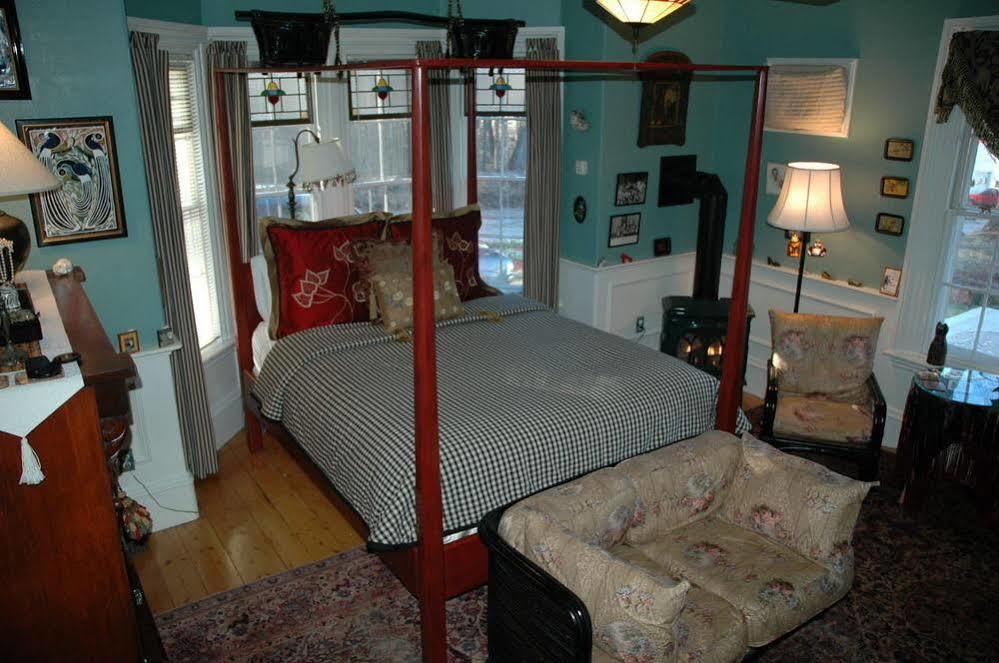 Red Elephant Inn Bed And Breakfast North Conway Eksteriør billede